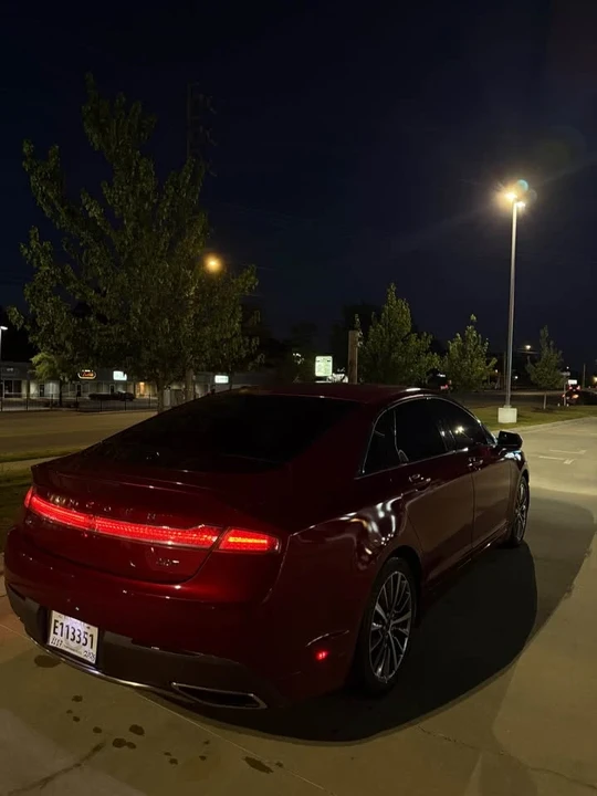 2019 Lincoln MKZ - Image 2 of 5