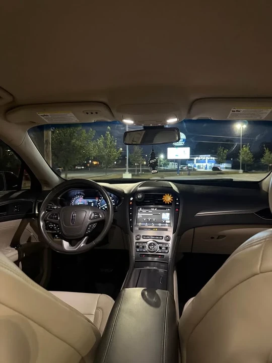 2019 Lincoln MKZ - Image 5 of 5