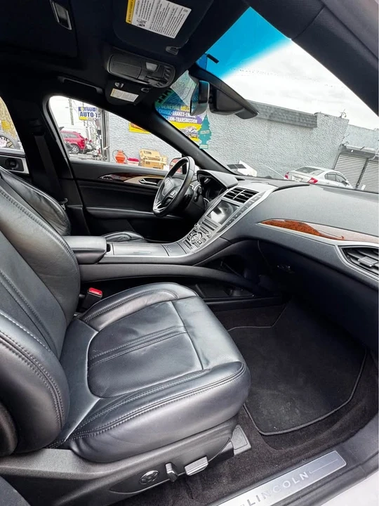 2019 Lincoln MKZ - Image 9 of 9