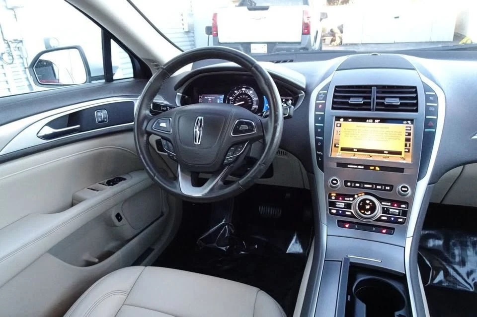2019 Lincoln MKZ - Image 13 of 19