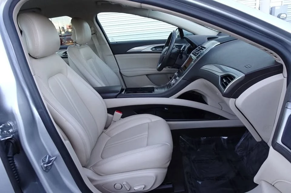 2019 Lincoln MKZ - Image 11 of 19