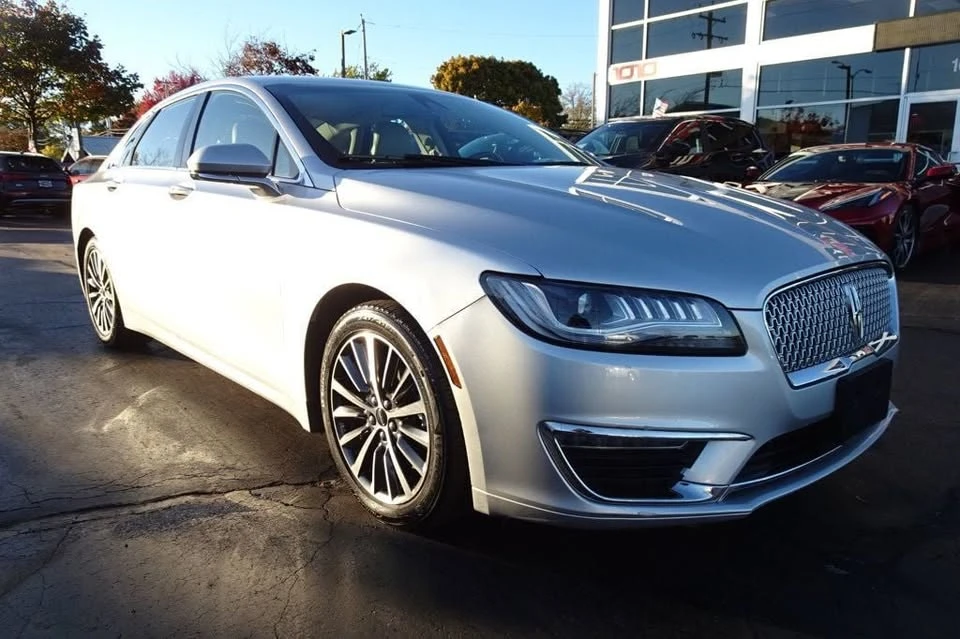 2019 Lincoln MKZ - Image 2 of 19