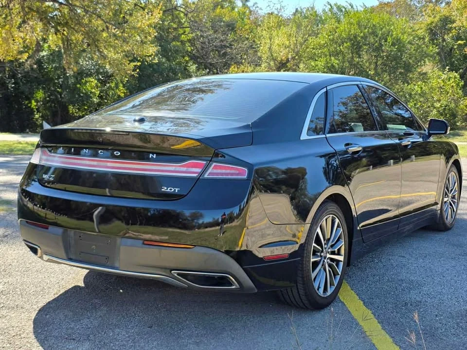 2019 Lincoln MKZ - Image 4 of 15