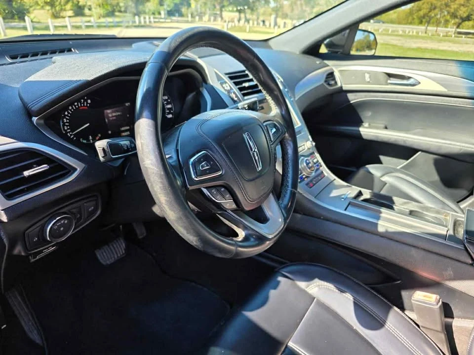 2019 Lincoln MKZ - Image 8 of 15