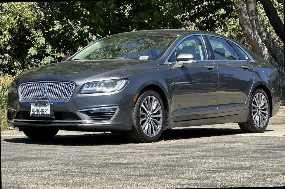 2019 Lincoln MKZ - Image 8 of 10