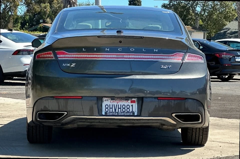 2019 Lincoln MKZ - Image 5 of 10