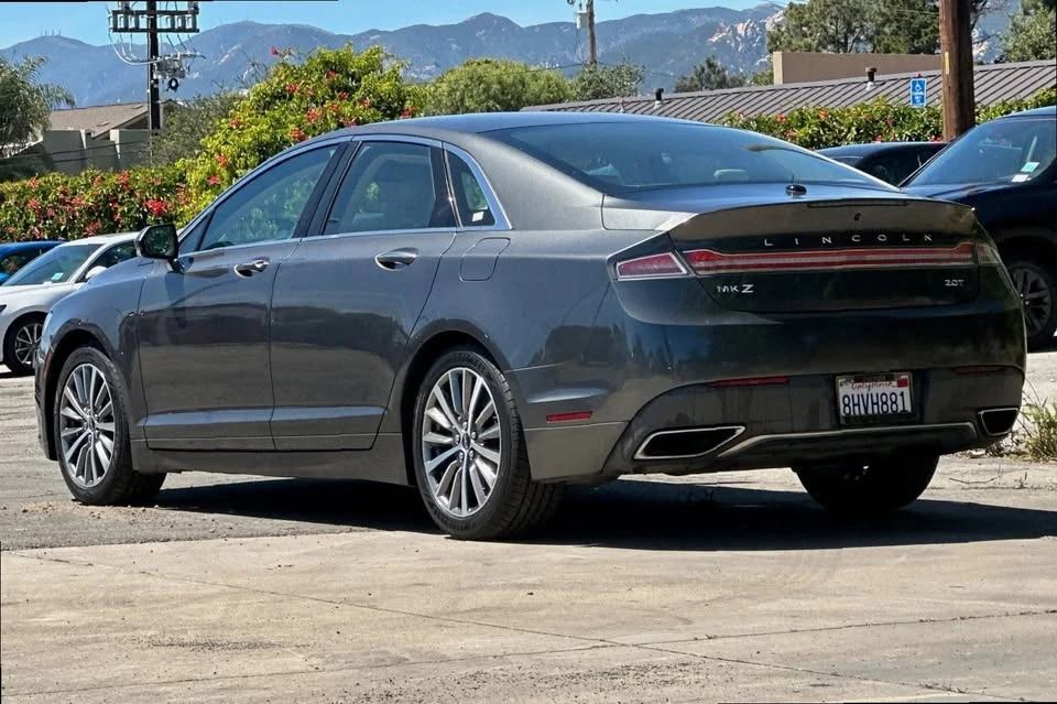 2019 Lincoln MKZ - Image 6 of 10