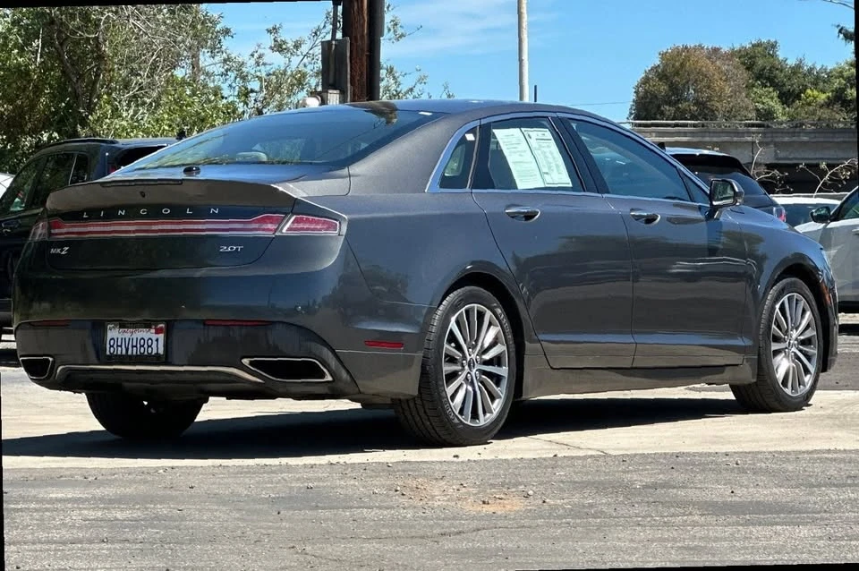 2019 Lincoln MKZ - Image 4 of 10
