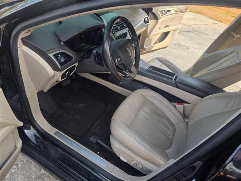 2019 Lincoln MKZ - Image 3 of 10