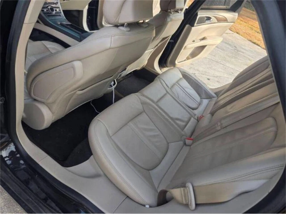 2019 Lincoln MKZ - Image 4 of 10