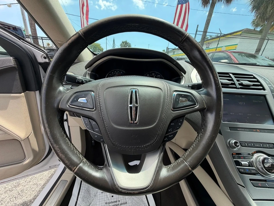 2019 Lincoln MKZ - Image 30 of 31
