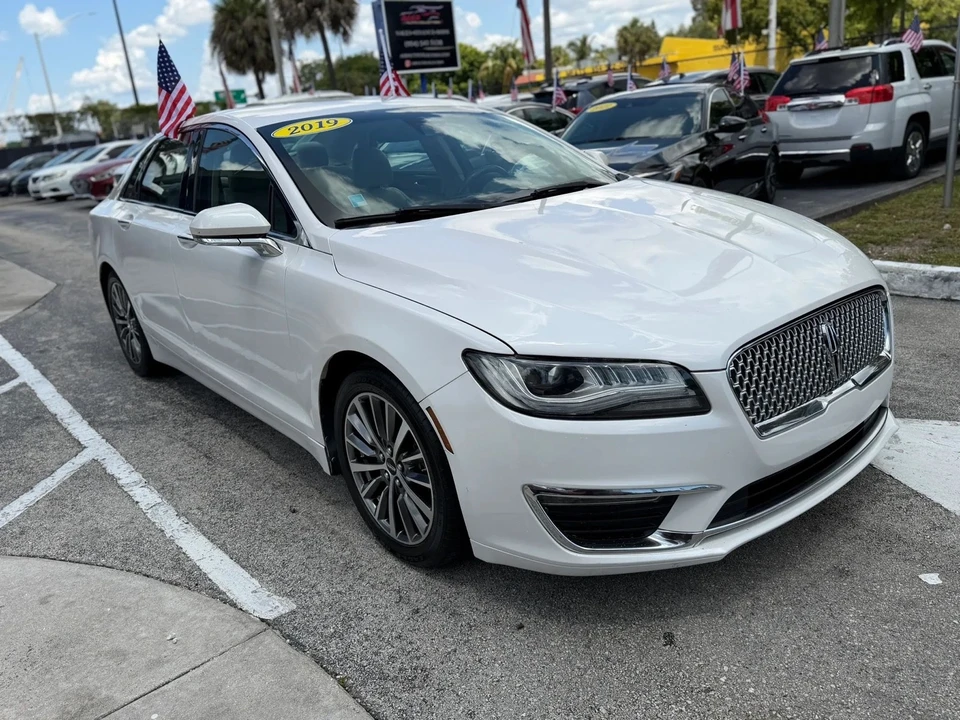 2019 Lincoln MKZ - Image 6 of 31