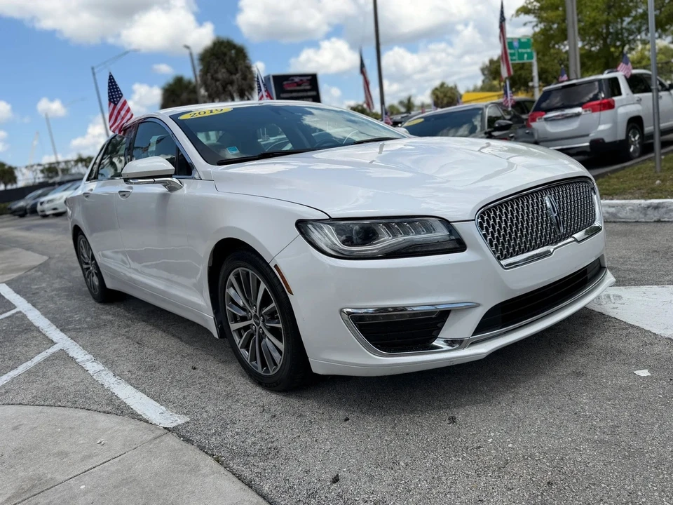 2019 Lincoln MKZ - Image 5 of 31