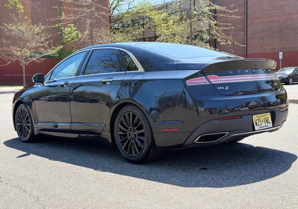 2019 Lincoln MKZ - Image 4 of 12