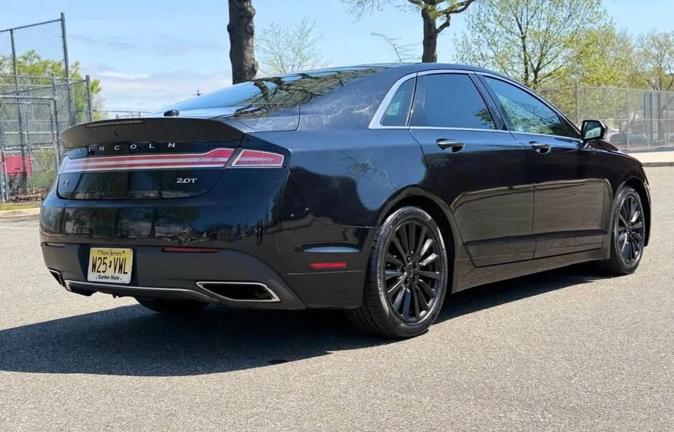 2019 Lincoln MKZ - Image 3 of 12