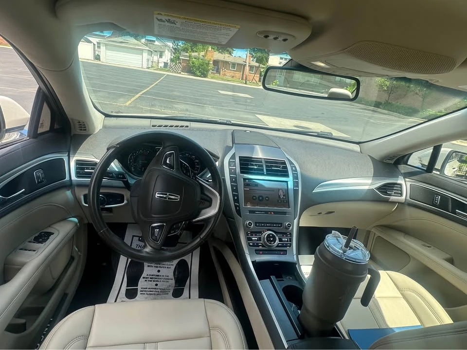 2019 Lincoln MKZ - Image 7 of 11
