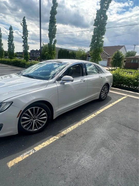 2019 Lincoln MKZ - Image 6 of 11