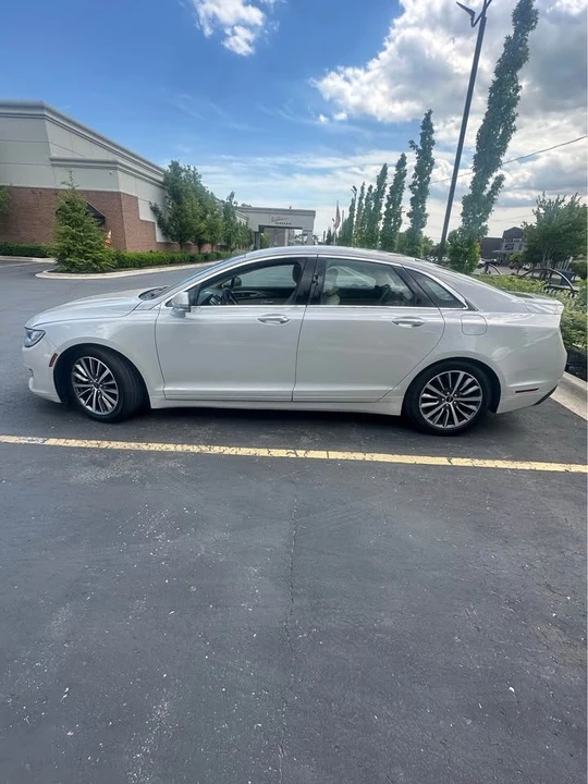 2019 Lincoln MKZ - Image 5 of 11