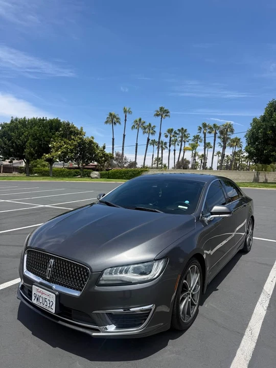 2019 Lincoln MKZ - Image 9 of 16
