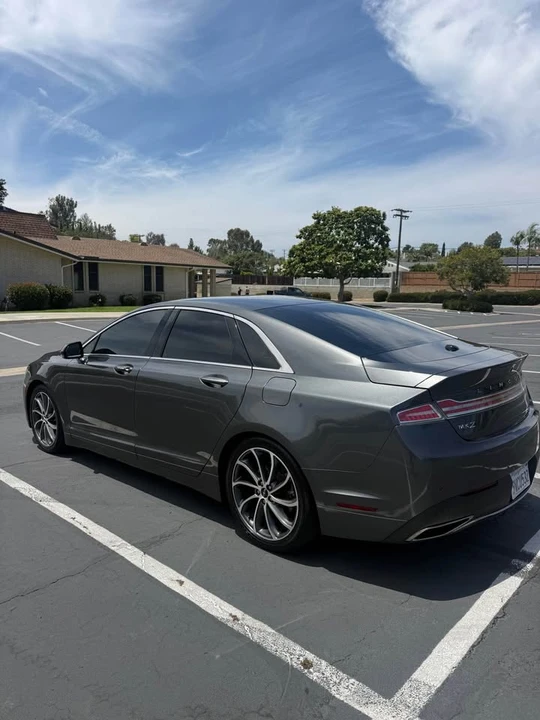 2019 Lincoln MKZ - Image 8 of 16