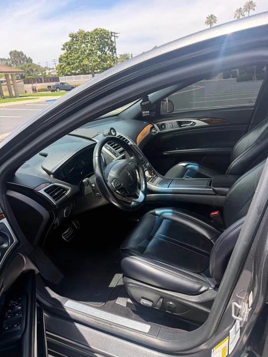 2019 Lincoln MKZ - Image 10 of 16