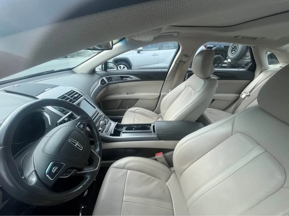 2019 Lincoln MKZ - Image 3 of 3