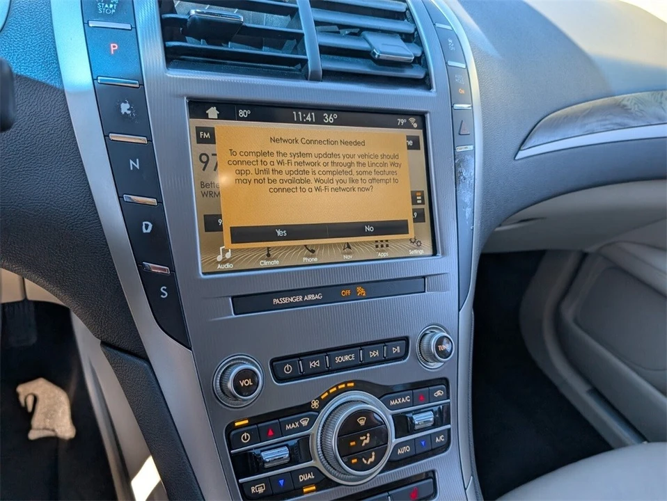 2019 Lincoln MKZ - Image 21 of 21
