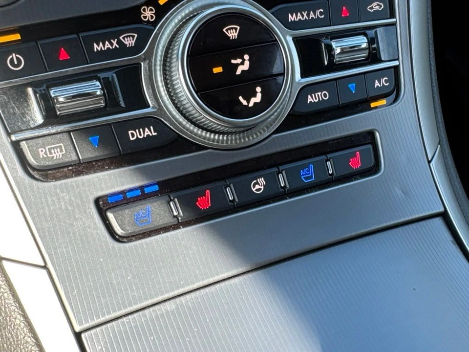 2019 Lincoln MKZ - Image 22 of 31