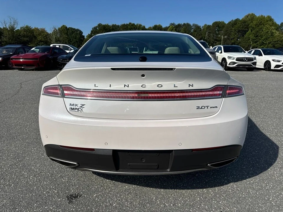 2019 Lincoln MKZ - Image 4 of 31