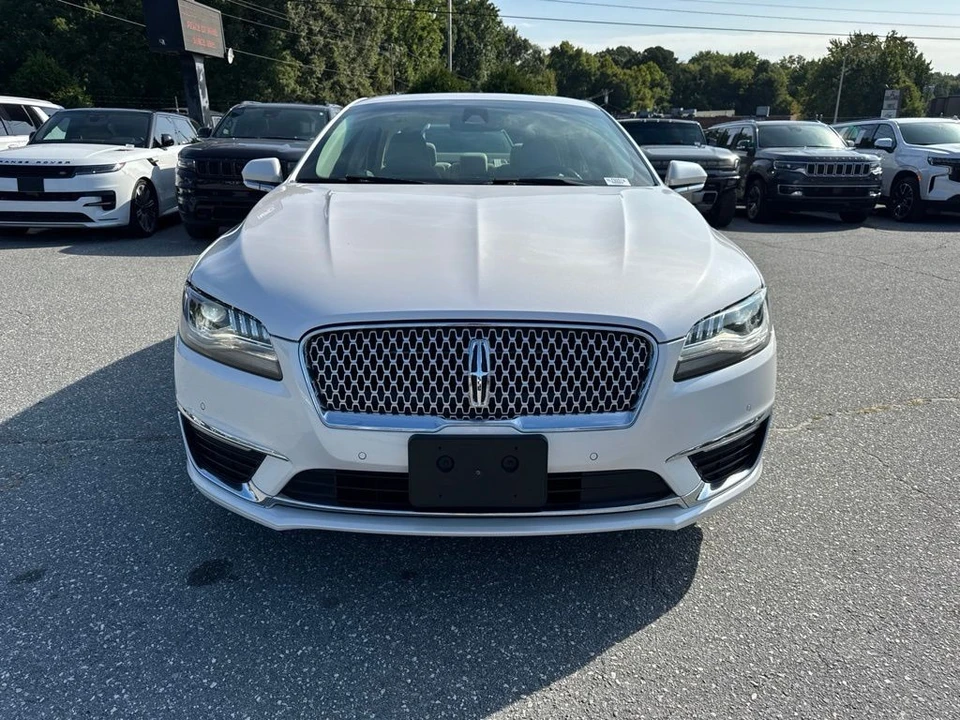 2019 Lincoln MKZ - Image 8 of 31
