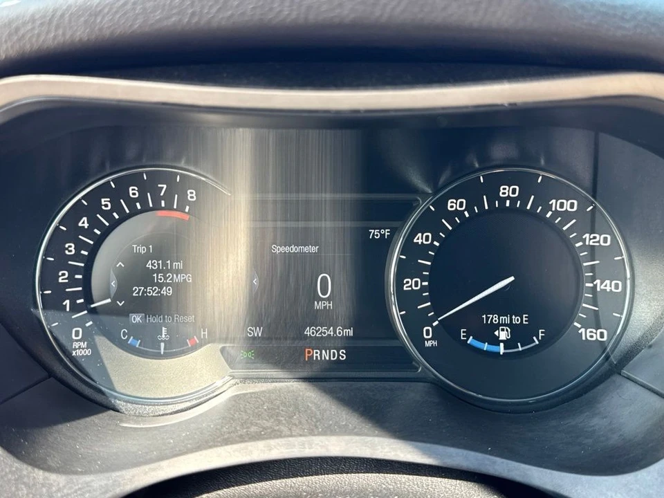 2019 Lincoln MKZ - Image 24 of 31