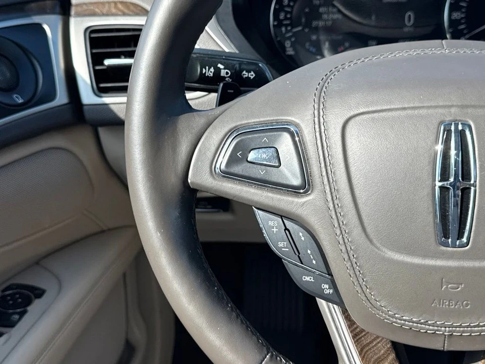 2019 Lincoln MKZ - Image 15 of 31