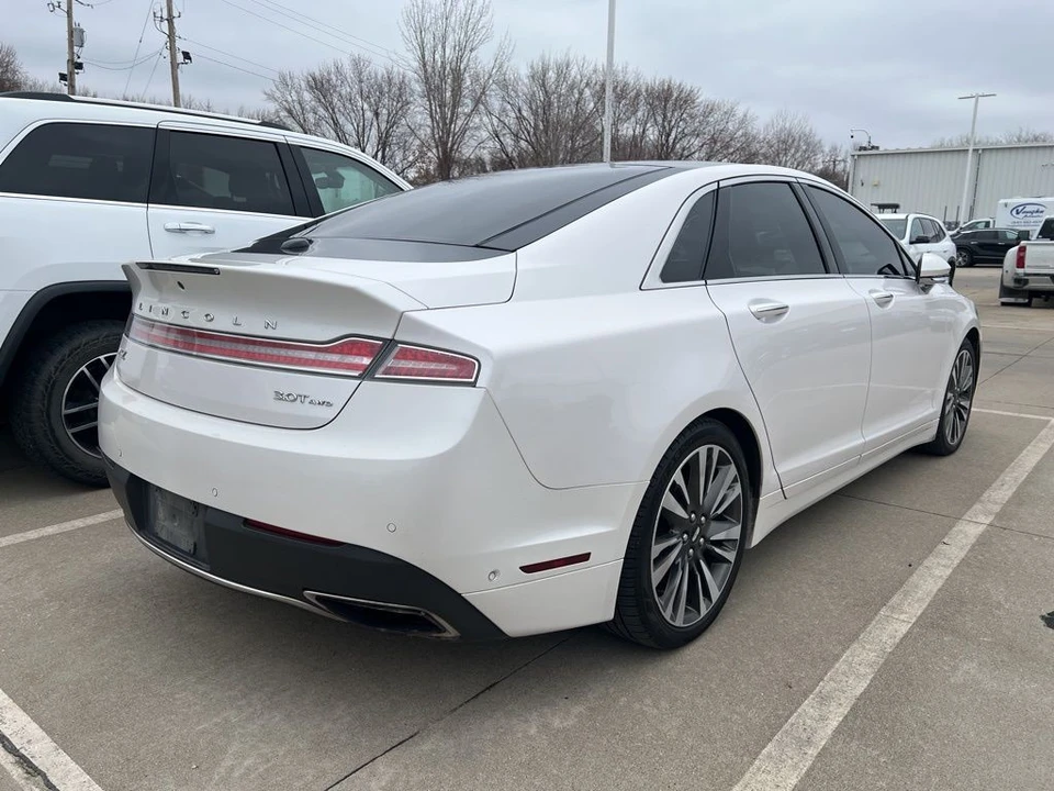 2019 Lincoln MKZ - Image 4 of 12