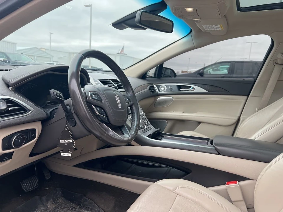 2019 Lincoln MKZ - Image 7 of 12