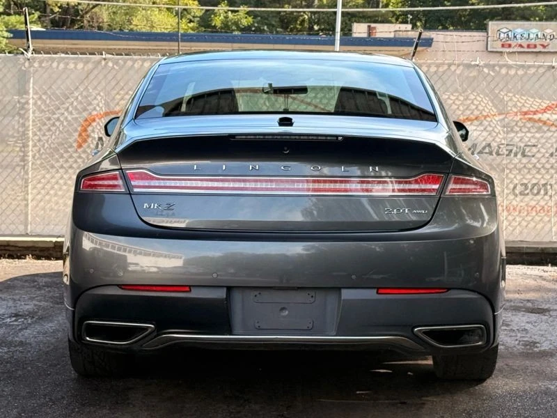 2019 Lincoln MKZ - Image 10 of 12