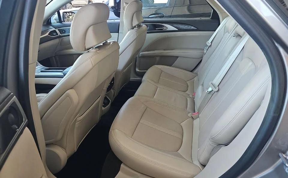 2019 Lincoln MKZ - Image 15 of 20