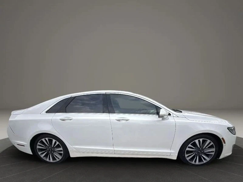 2019 Lincoln MKZ - Image 4 of 12