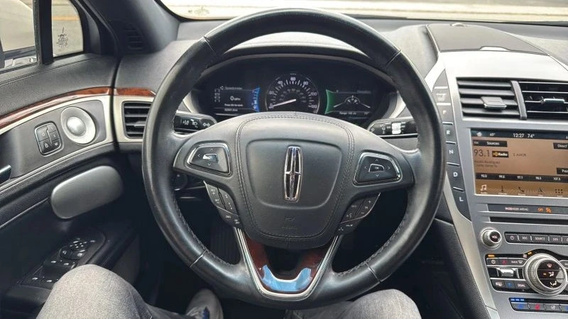 2019 Lincoln MKZ - Image 10 of 12