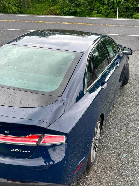 2019 Lincoln MKZ - Image 14 of 18