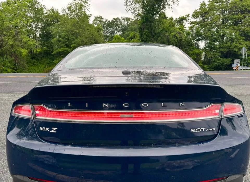 2019 Lincoln MKZ - Image 12 of 18
