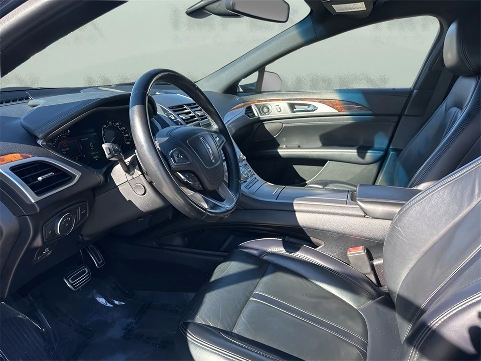 2019 Lincoln MKZ - Image 9 of 12