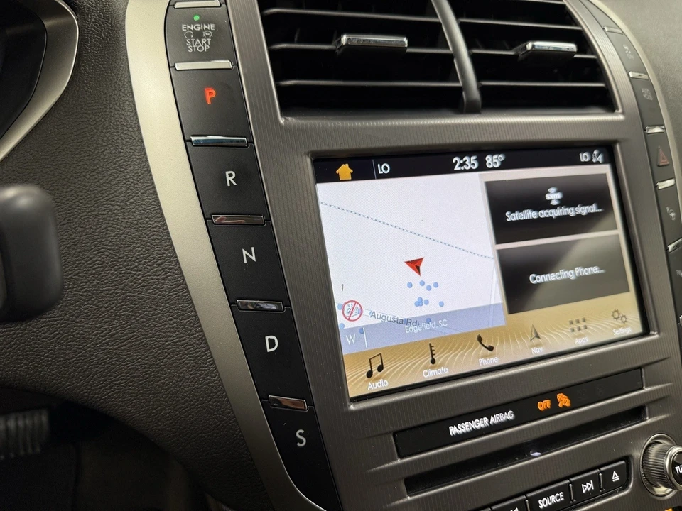 2019 Lincoln MKZ - Image 19 of 21