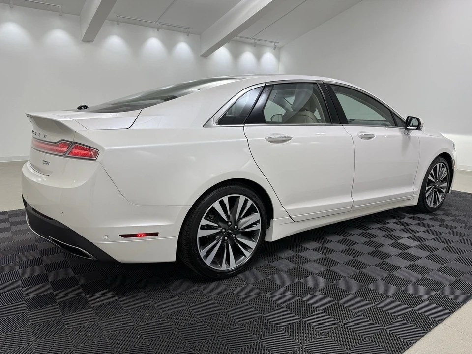 2019 Lincoln MKZ - Image 7 of 12