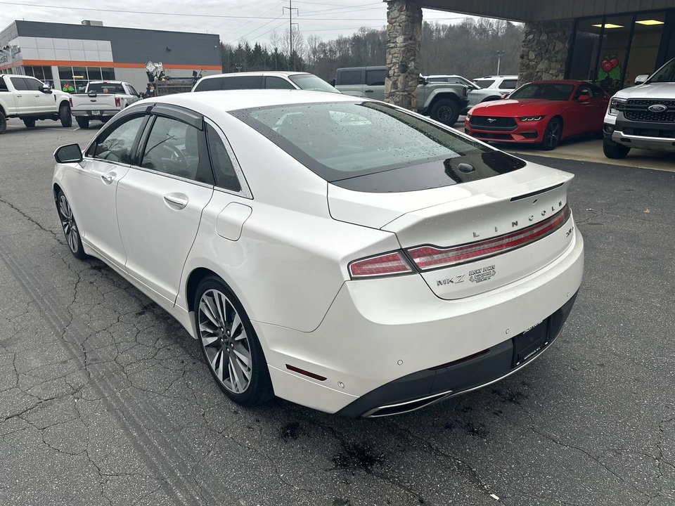 2019 Lincoln MKZ - Image 8 of 12
