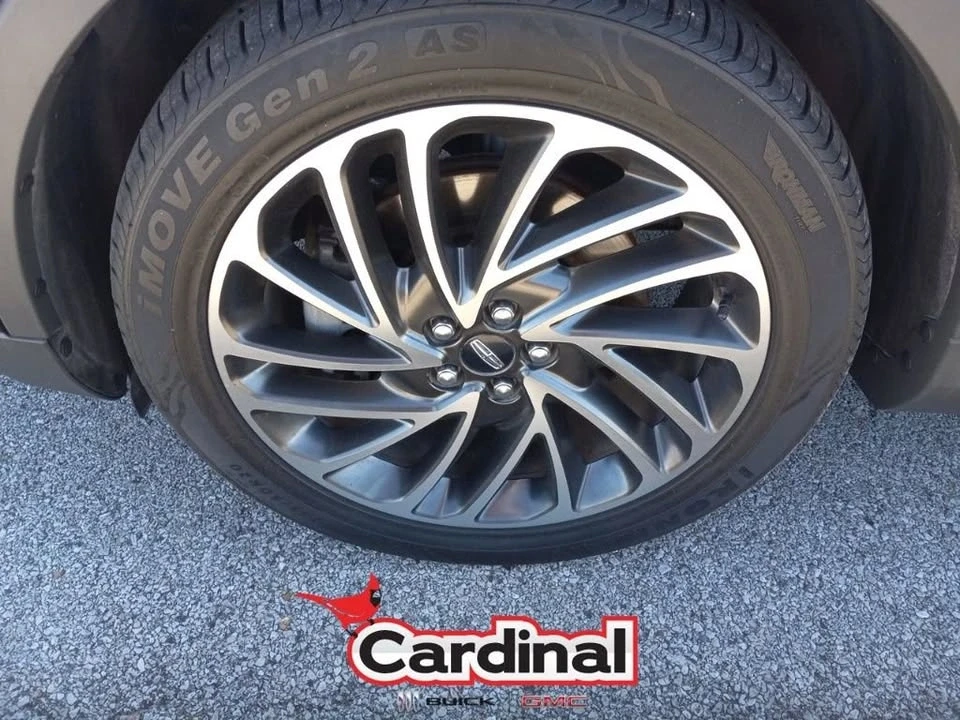 2019 Lincoln Nautilus - Image 16 of 20
