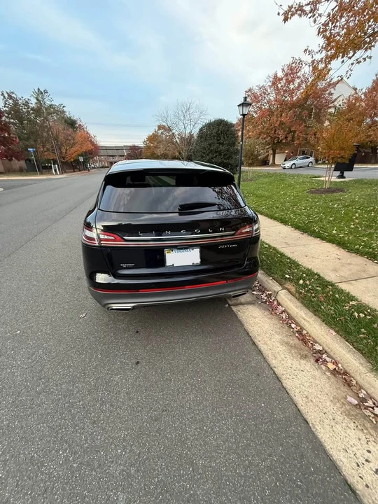 2019 Lincoln Nautilus - Image 4 of 5