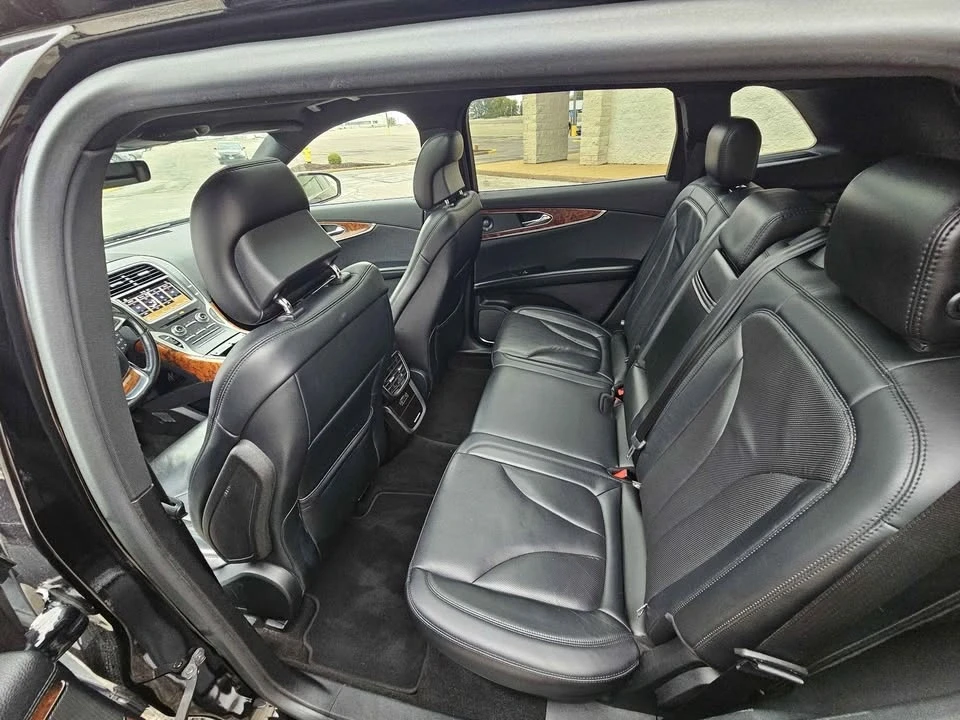 2019 Lincoln Nautilus - Image 8 of 13