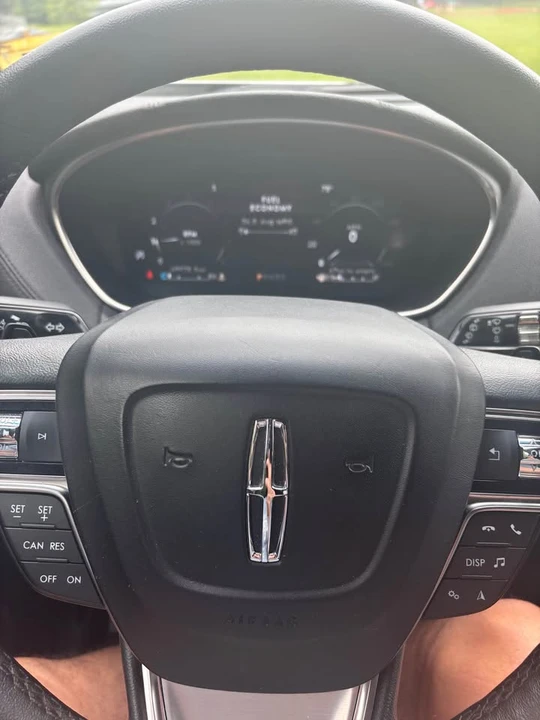 2019 Lincoln Nautilus - Image 6 of 15