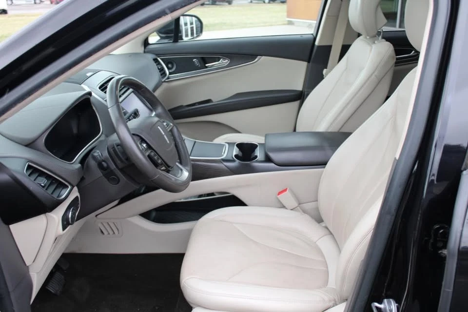 2019 Lincoln Nautilus - Image 17 of 20