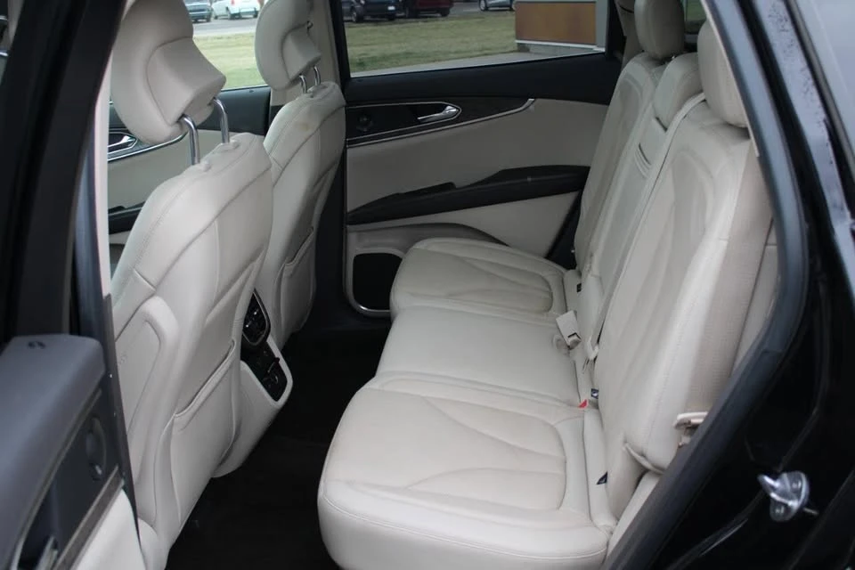 2019 Lincoln Nautilus - Image 19 of 20